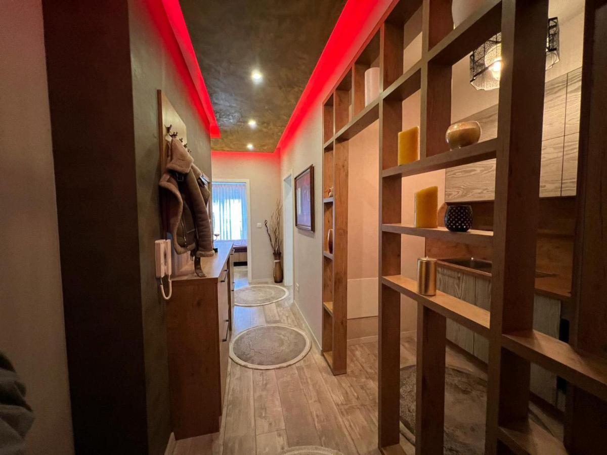 Luxurious Apartment With City View Priștina Exterior foto