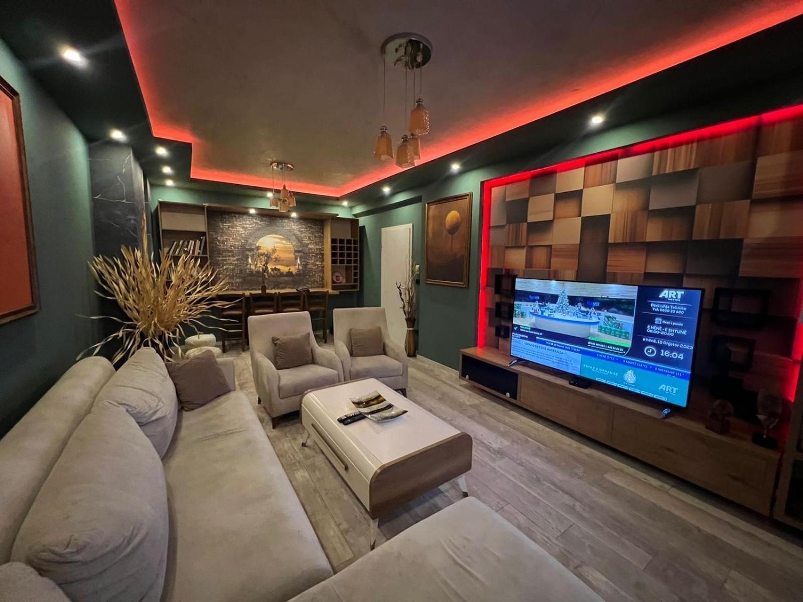 Luxurious Apartment With City View Priștina Exterior foto